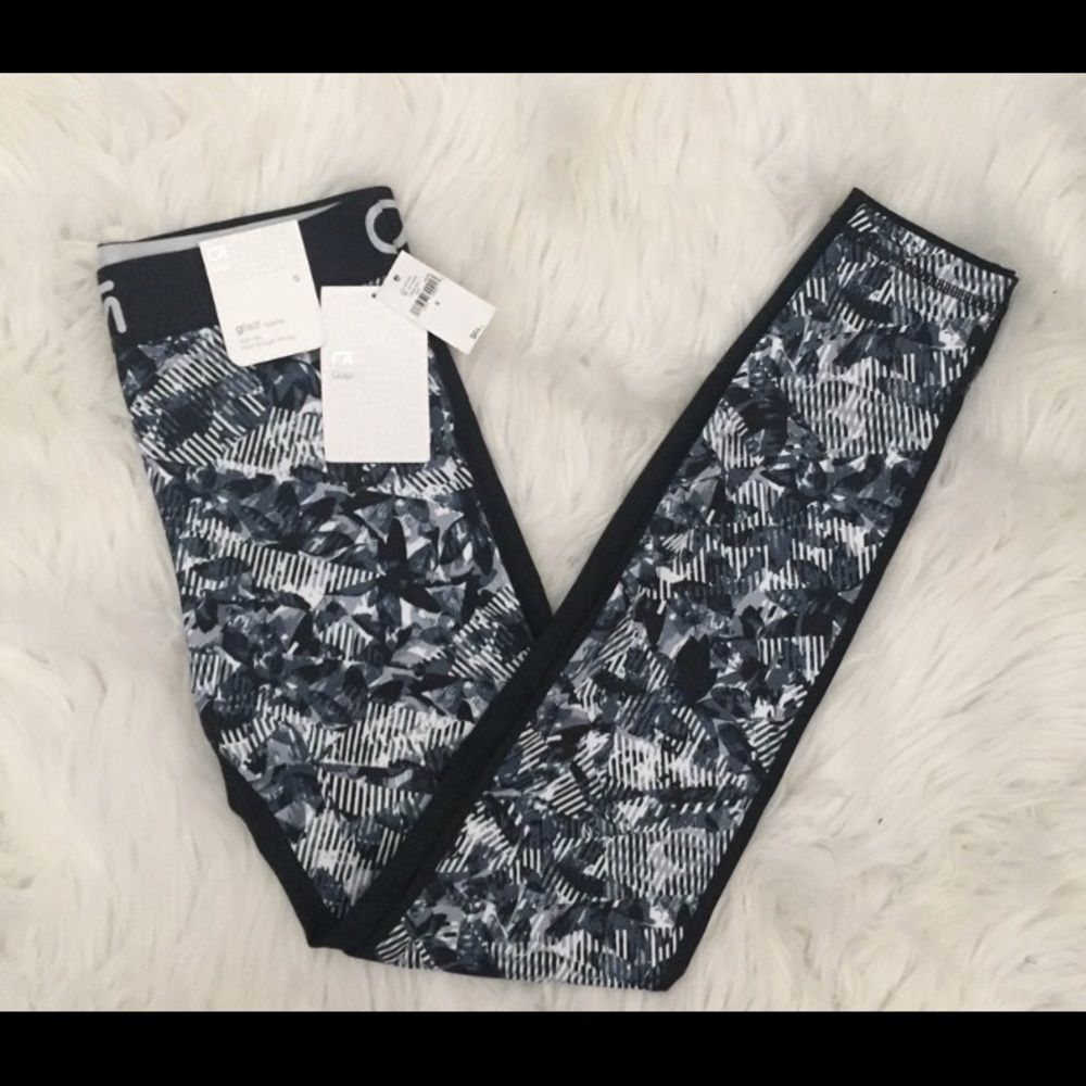Gap fit gfast high rise leggings NWT*